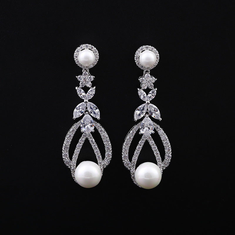 Zircon 925 silver pierced pearl earrings white and gold