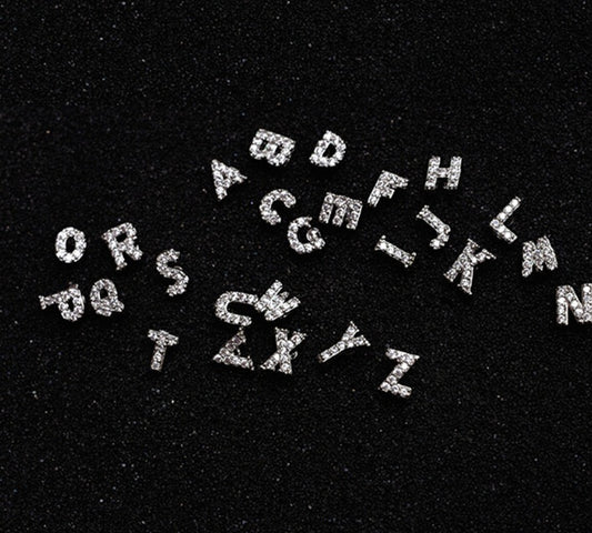 Korean Alphabet 925 Sterling Silver Zircon Hypoallergenic Stud Earrings Temperament