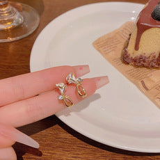 Sterling Silver Needle White Rose Flower Stud Earrings Light Luxury Minority Elegant Zircon