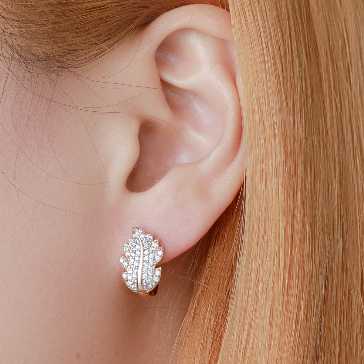 Graceful Personality Zircon Earrings