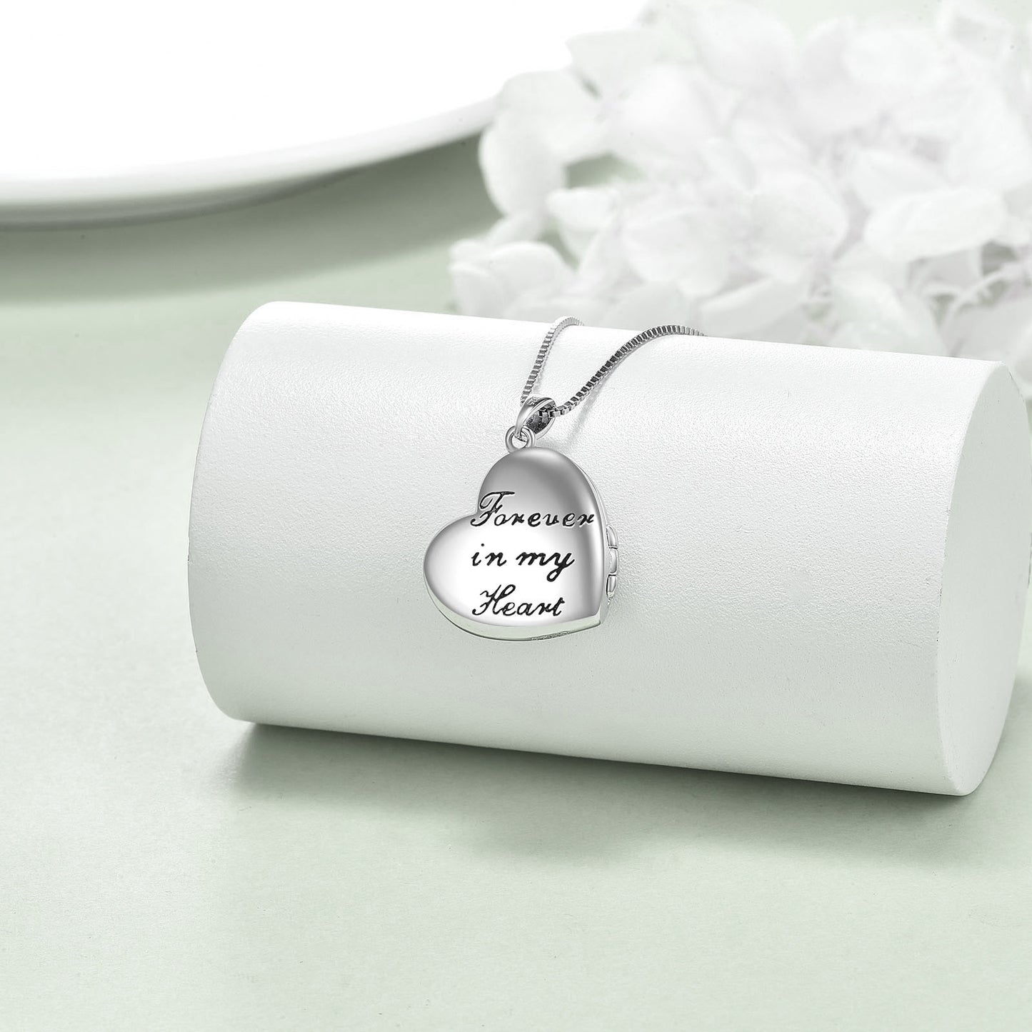 YFN Horse and Girl Abalone Shellfish Heart Sterling Silver Photo Locket Necklace (US only)