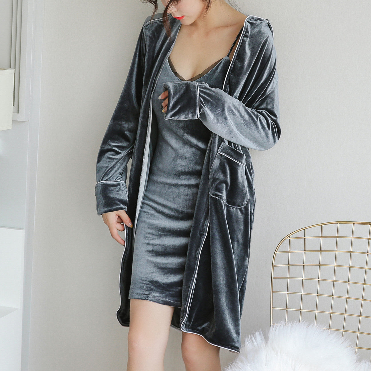 winter deluxe velvet long-sleeve robe & sling nightdress 2 pieces pajamas set